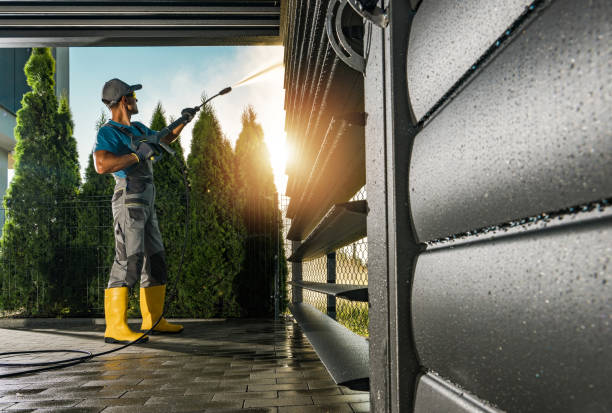 Professional Pressure Washing Services in Roosevelt, NY